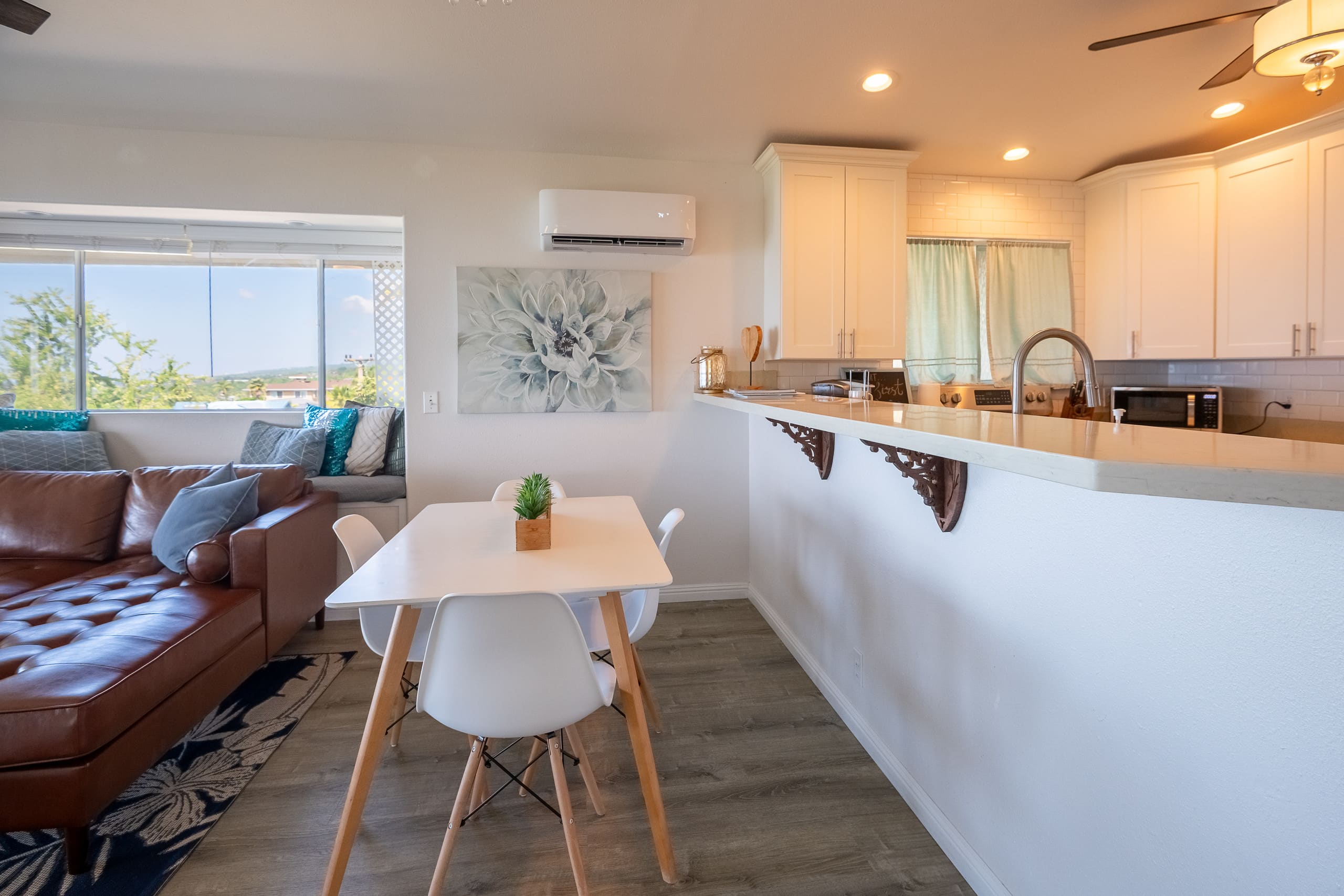 Home in Kailua-Kona · ★4.97 · 2 bedrooms · 2 beds · 1.5 baths - Image 11