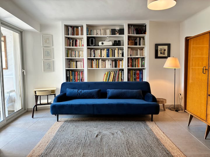 Maison Pleine De Charme Au Fond Dune Impasse - Alès