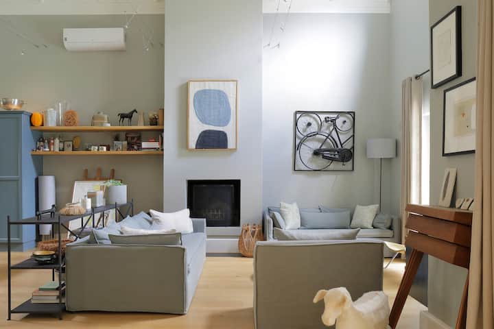 Maison De Villiers | Franschhoek Village - Franschhoek