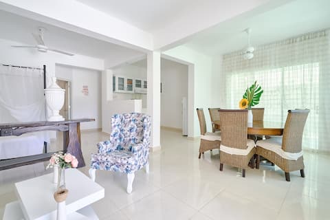 Apartment II @ Playa la Ensenada