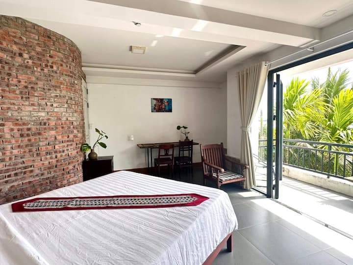 Circle Wall- 180° River View Balcony Strong Wifi - Hội An