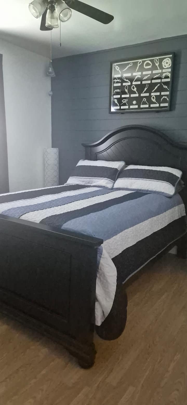 The Knotical room has a double-sized bed and also has a TV