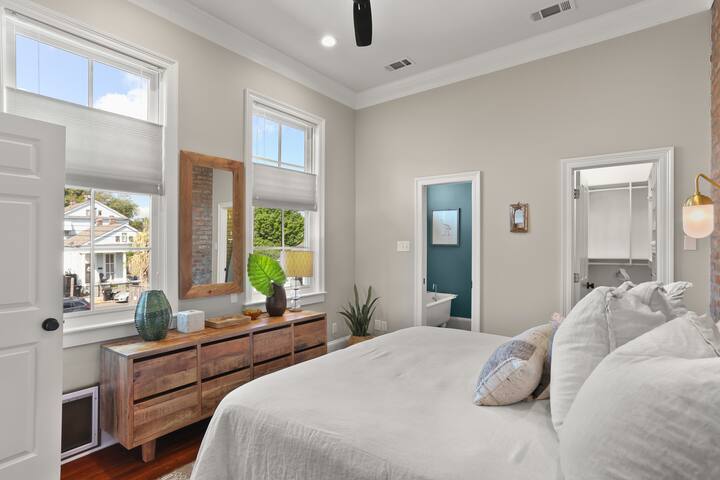 The Balcony on Sophie Wright Park gallery image 2