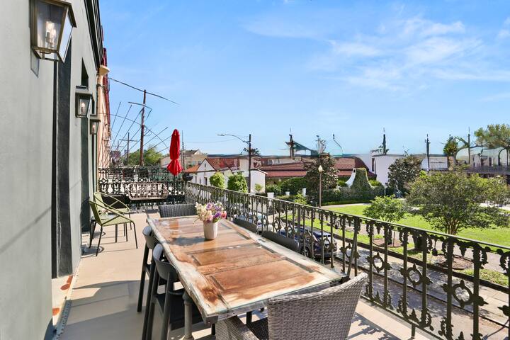 The Balcony on Sophie Wright Park gallery image 3