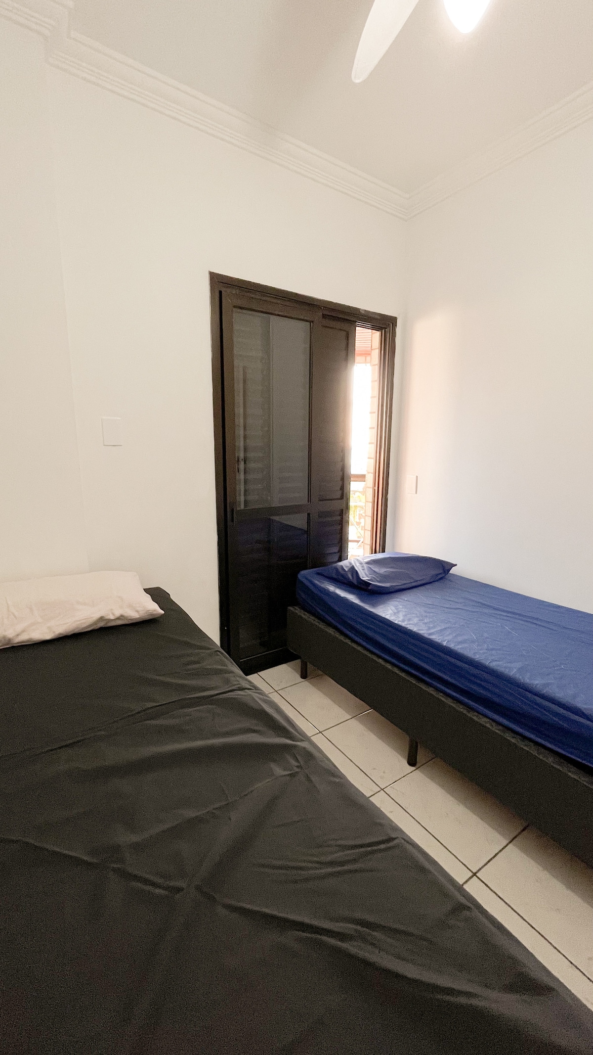 Dormitorio 3, 2 camas individuales.