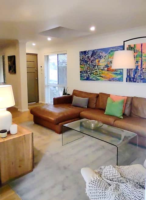 Beautifully Refurbished Garden Villa