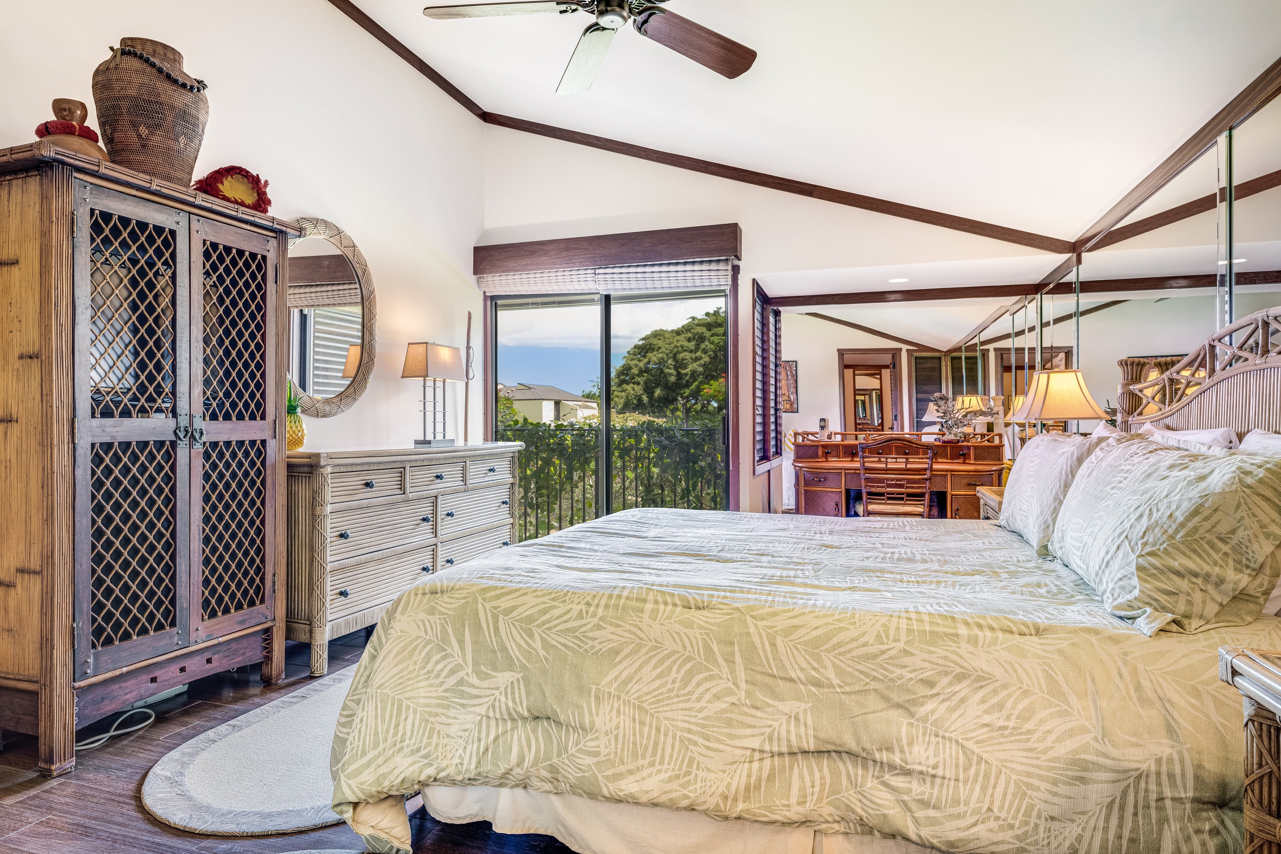 Condo in Wailea · ★4.67 · 2 bedrooms · 3 beds · 2 baths - Image 19