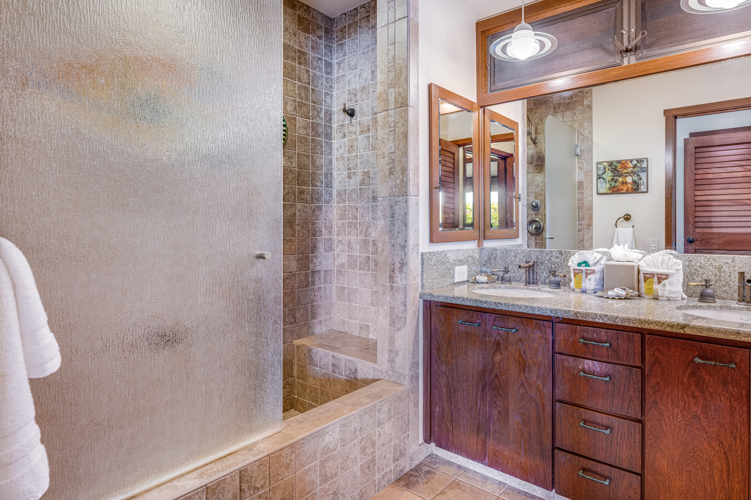Condo in Wailea · ★4.67 · 2 bedrooms · 3 beds · 2 baths - Image 28