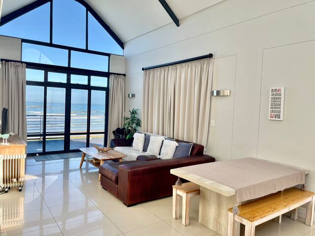 Bloubergstrand Oceanview Escape gallery image 4