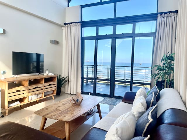 Bloubergstrand Oceanview Escape