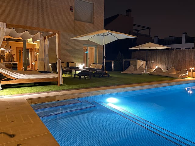 IFEMA,Villa Preciosa/ Madrid piscina privada wifi