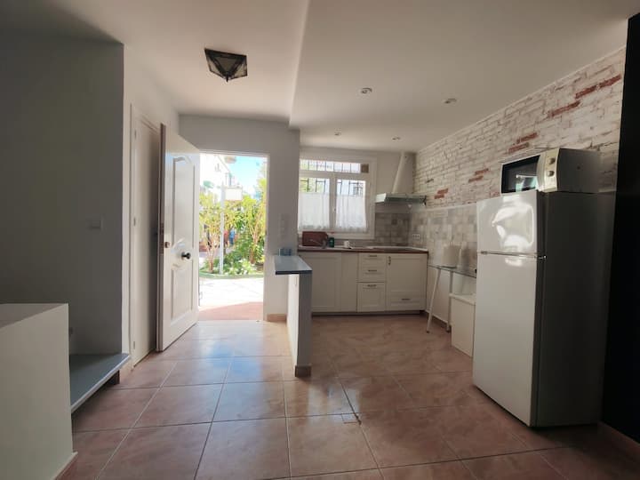 Precioso Chalet A 150 Metros De La Playa. - Torrox Costa