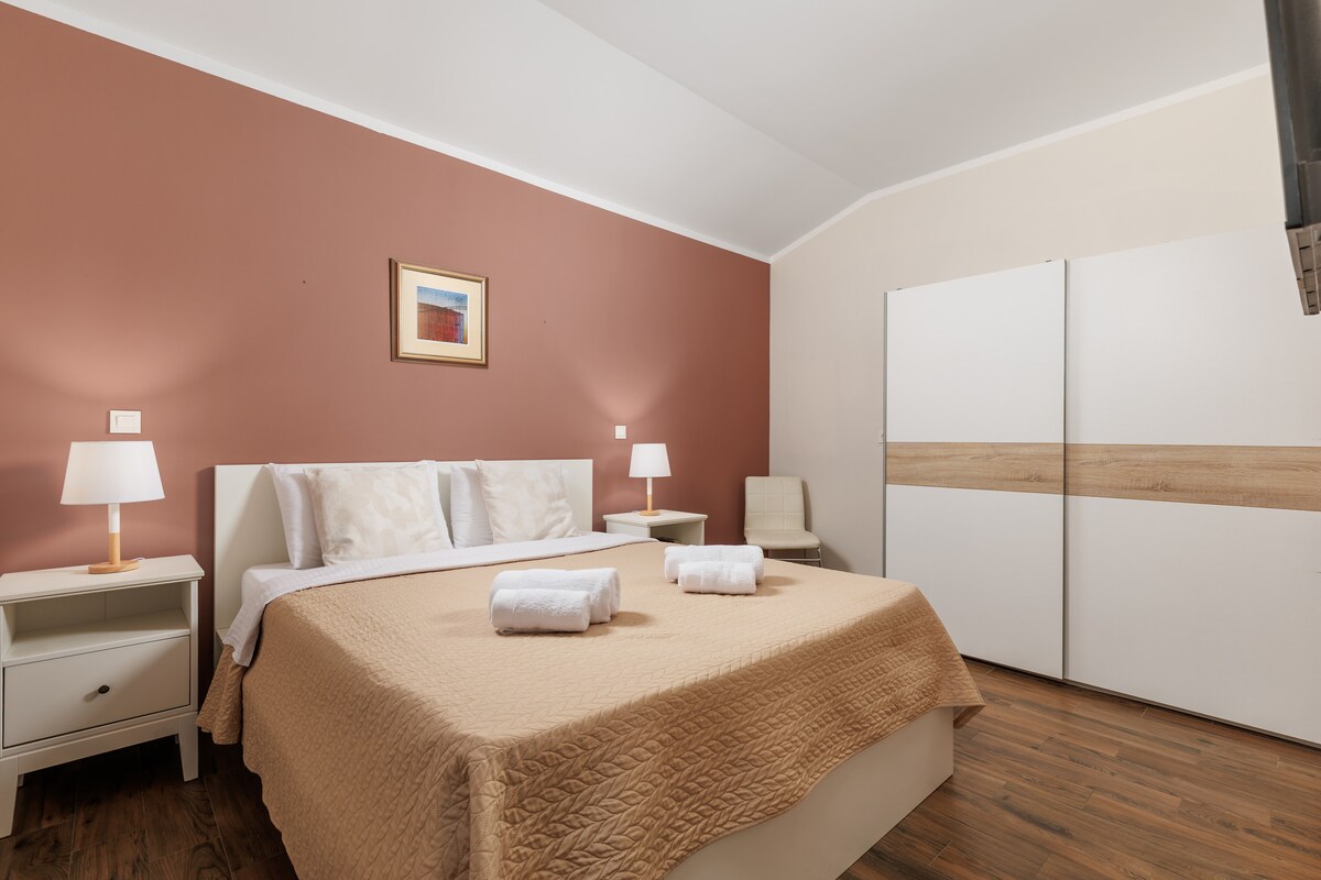 საძინებელი 2