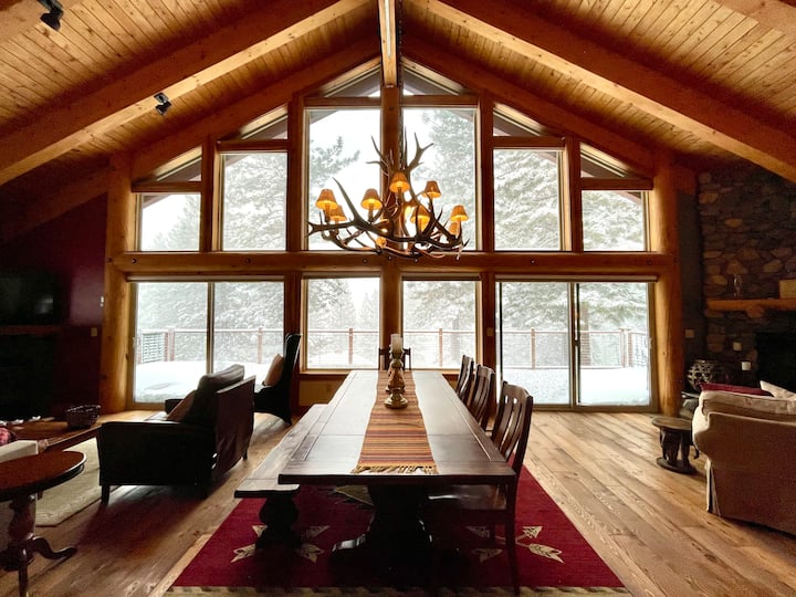 Exterior view of luxury mountain home