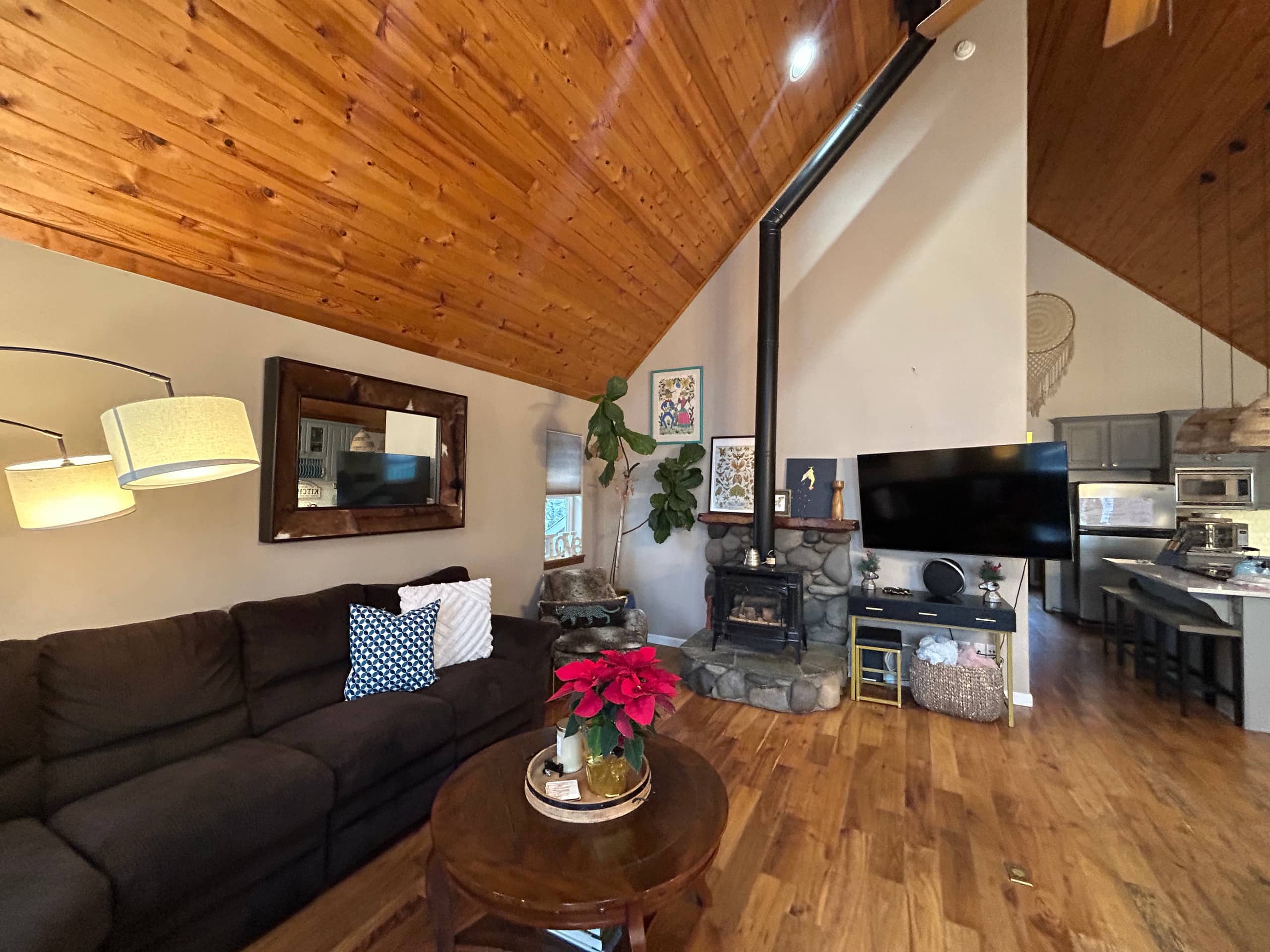 Pet-Friendly Home with Hot Tub Near Downtown - Photo 5