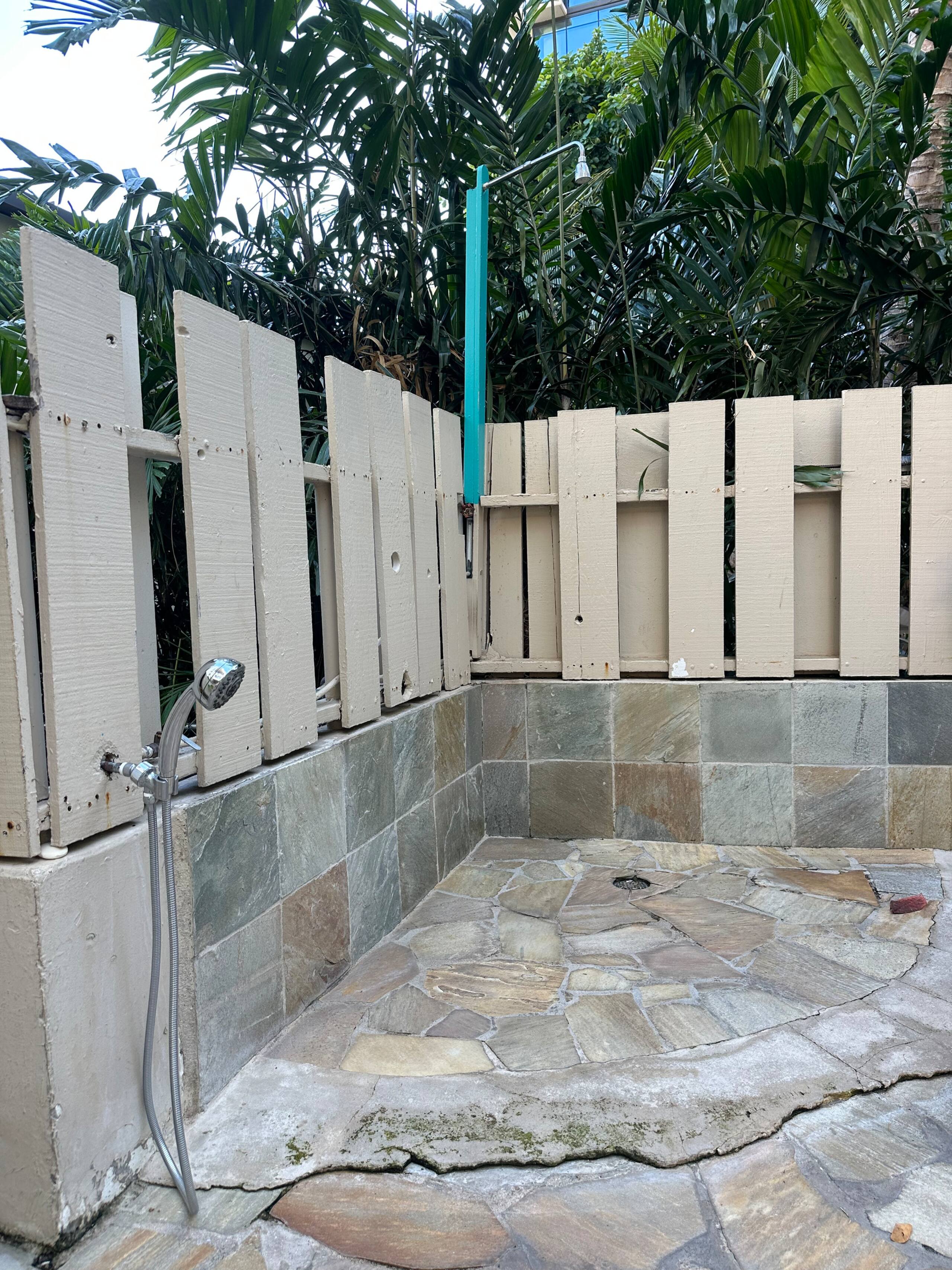 Condo in Honolulu · ★4.74 · 1 bedroom · 1 bed · 1.5 private baths - Image 29