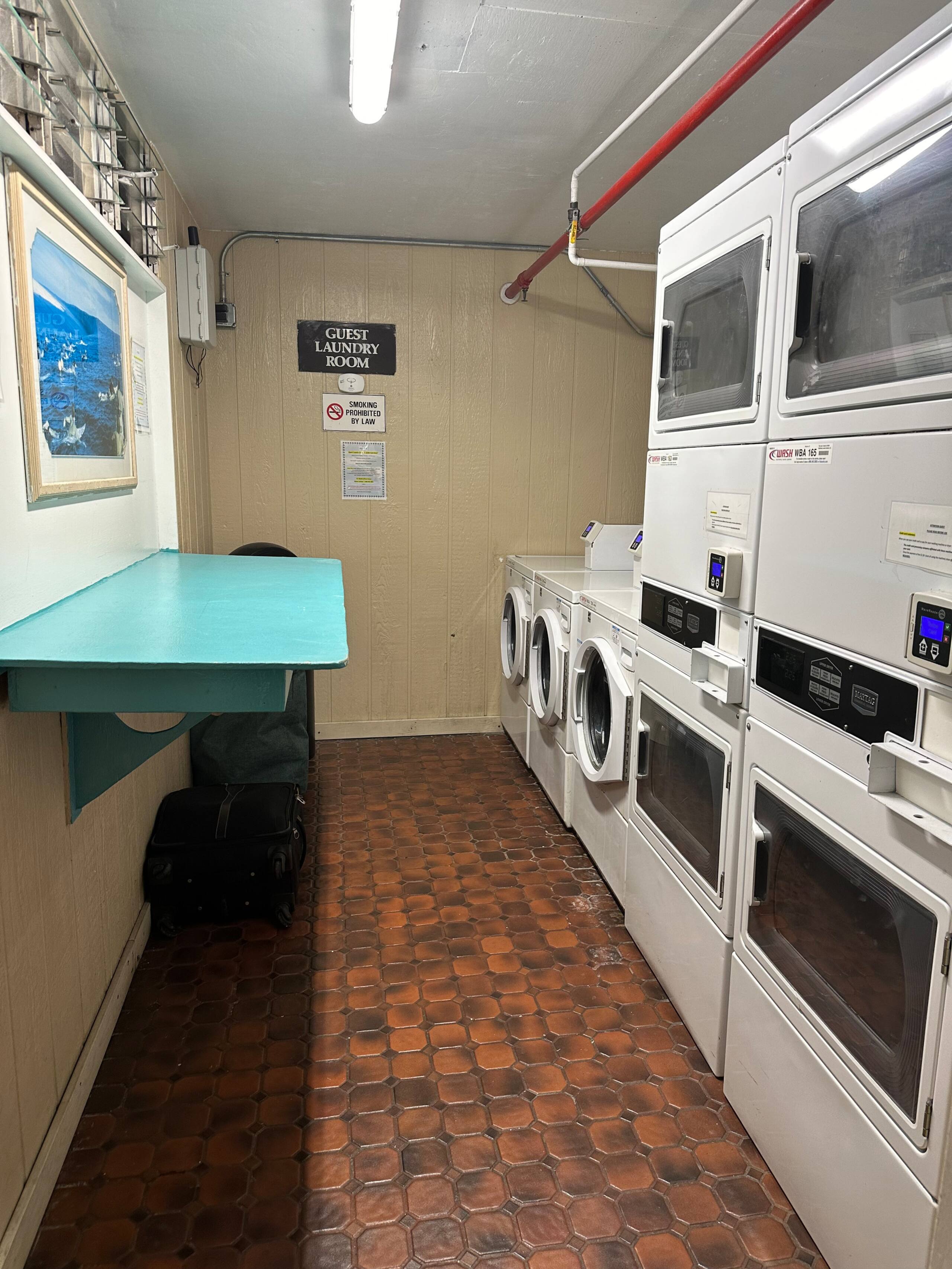 Condo in Honolulu · ★4.74 · 1 bedroom · 1 bed · 1.5 private baths - Image 26