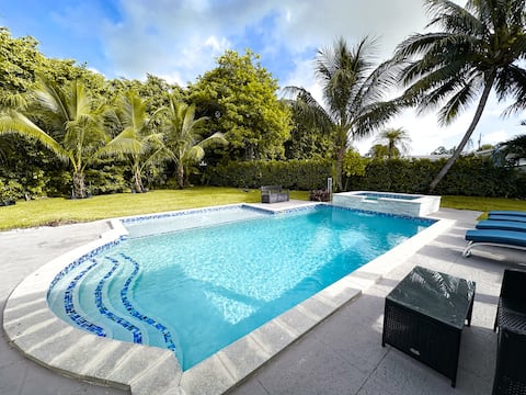 Tranquil SF Home 5B/4B - Pool Hot Tub Home Theater