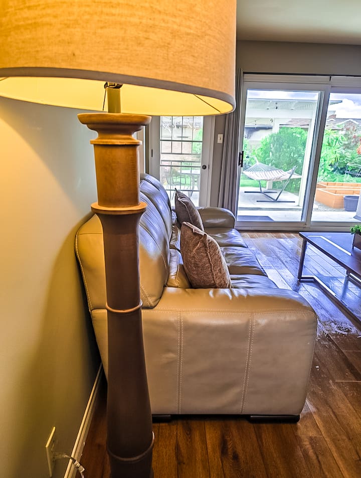 Spacious House 9 Miles From Lax With Cozy Patio - Gardena, CA