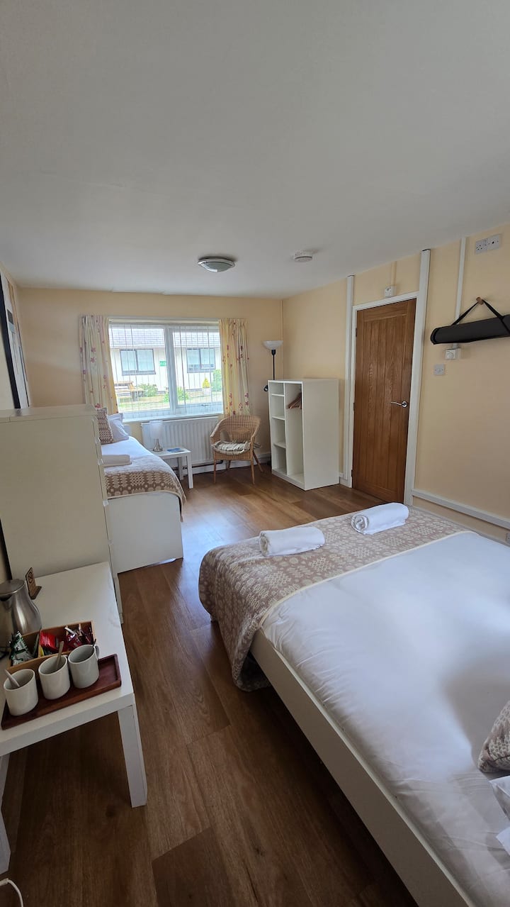 Snowdonia Mountain Lodge, Double/ Family Room - Llanberis