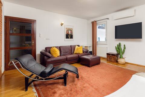 Popular Airbnb listing: Cozy house close to Ljubljana center in Četrtna Skupnost Rožnik