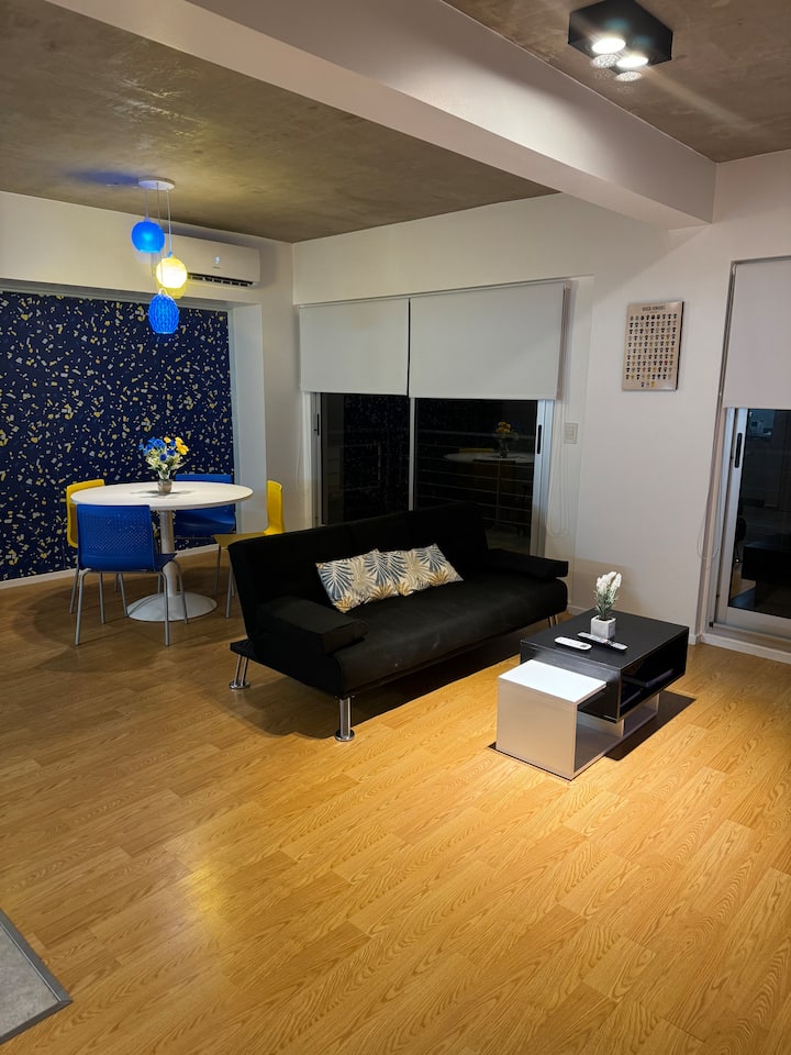 Apartamento de dois ambientes com piscina e vista da Bombonera em La Boca