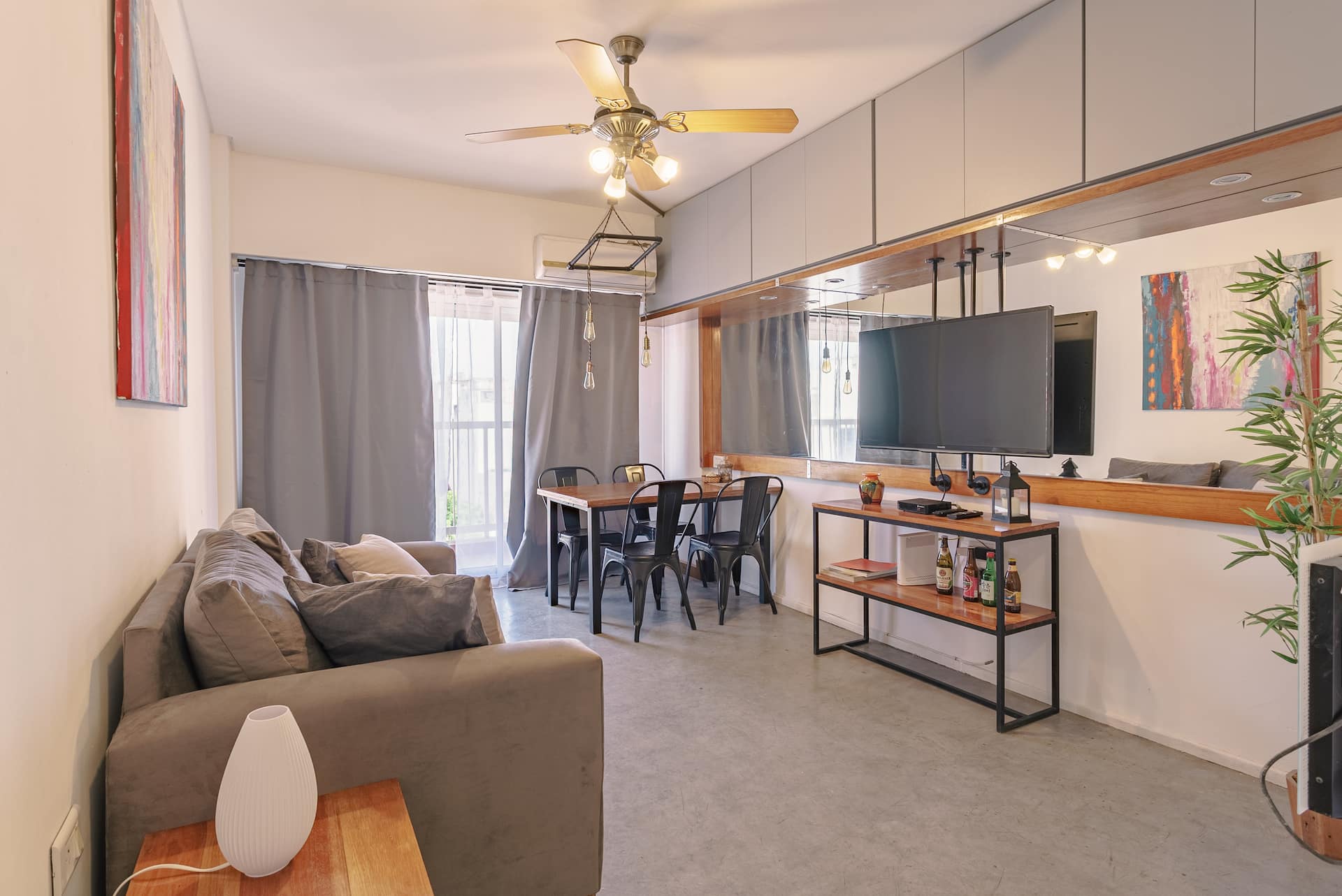 Spacious Design Apartment - Close to everything