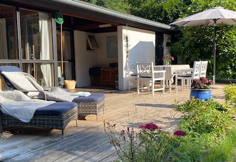 Large summer cottage with 10 min. walk to the water.