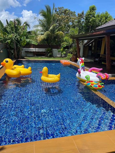 Villa Khaolak and swiming pool