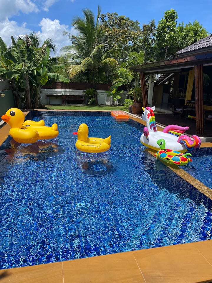 Villa Khaolak and swiming pool