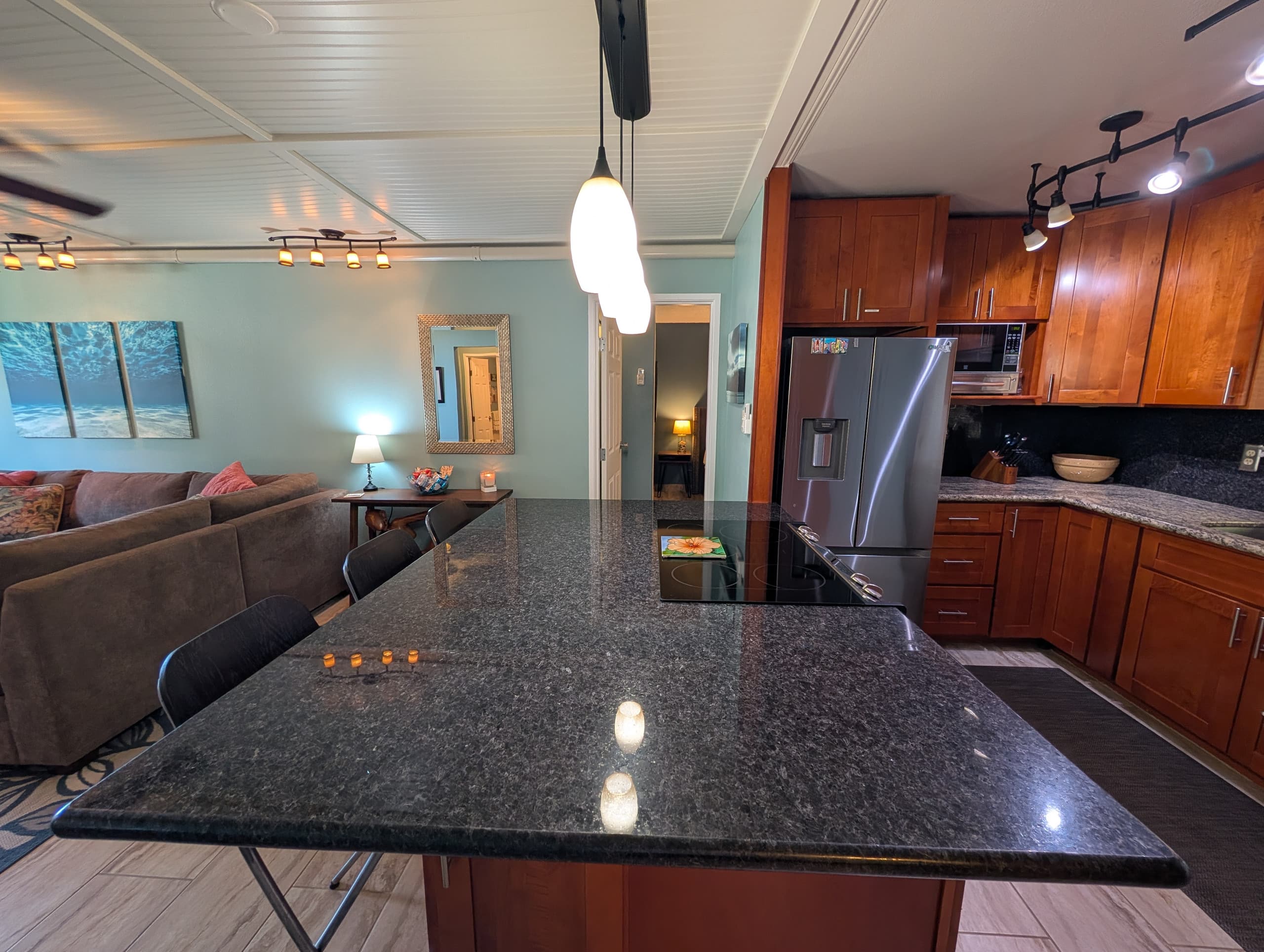 Condo in Kihei · ★4.89 · 3 bedrooms · 3 beds · 3 private baths - Image 14