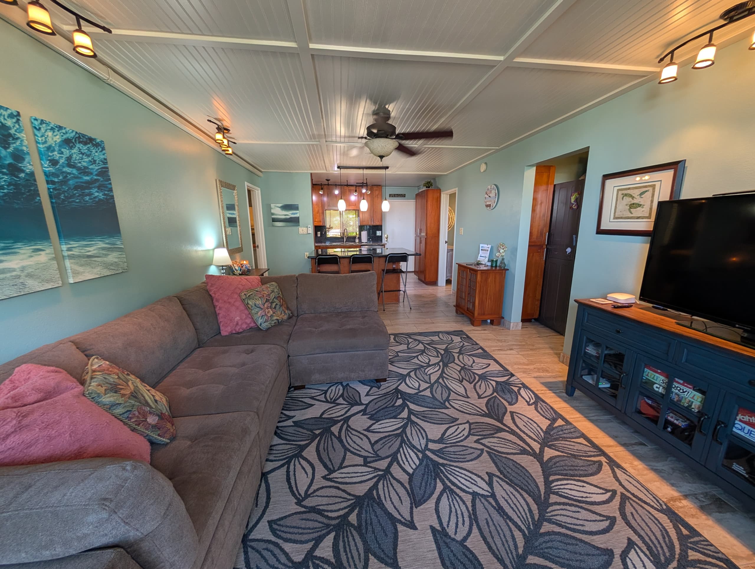 Condo in Kihei · ★4.89 · 3 bedrooms · 3 beds · 3 private baths - Image 8