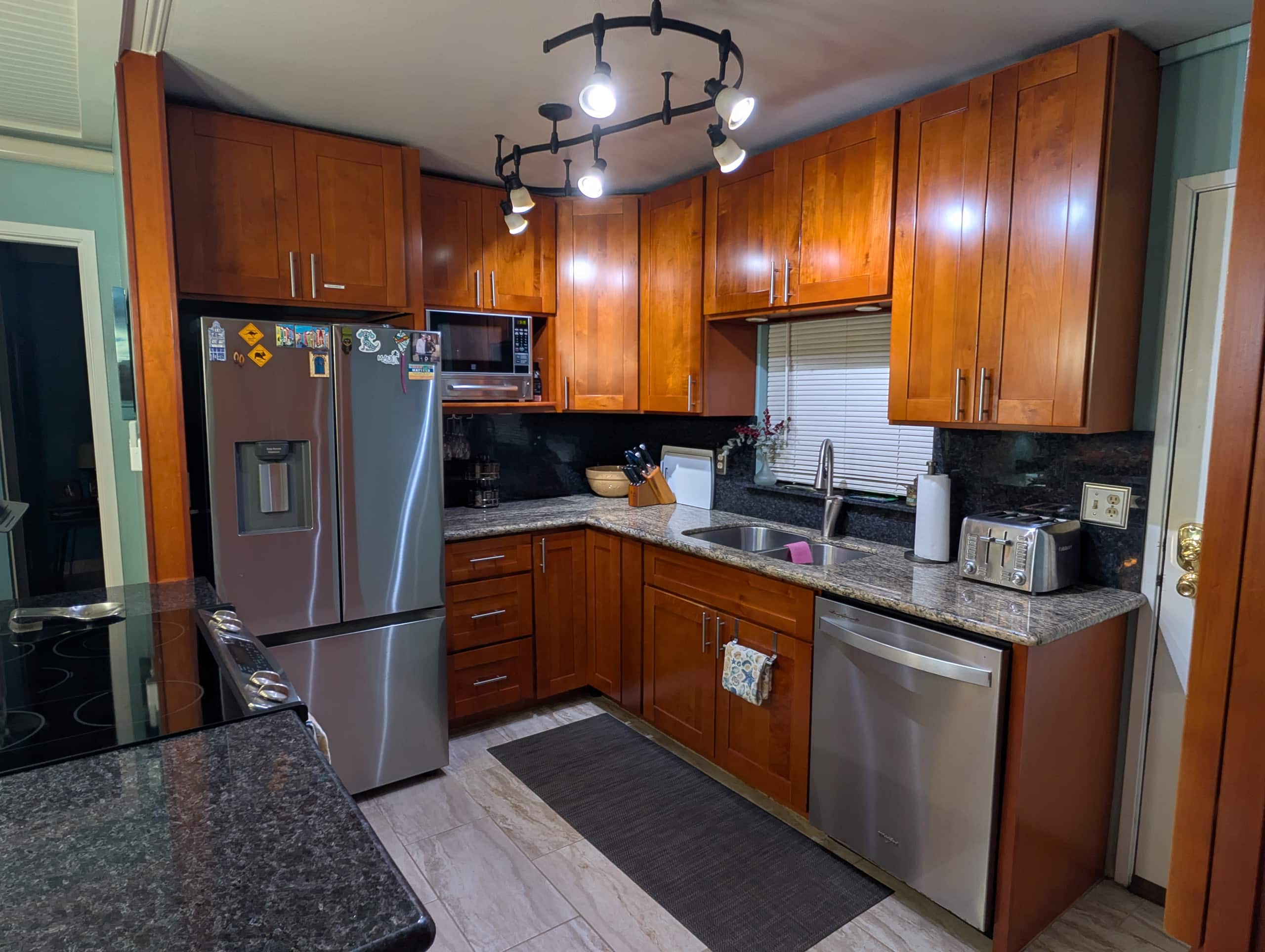 Condo in Kihei · ★4.89 · 3 bedrooms · 3 beds · 3 private baths - Image 13