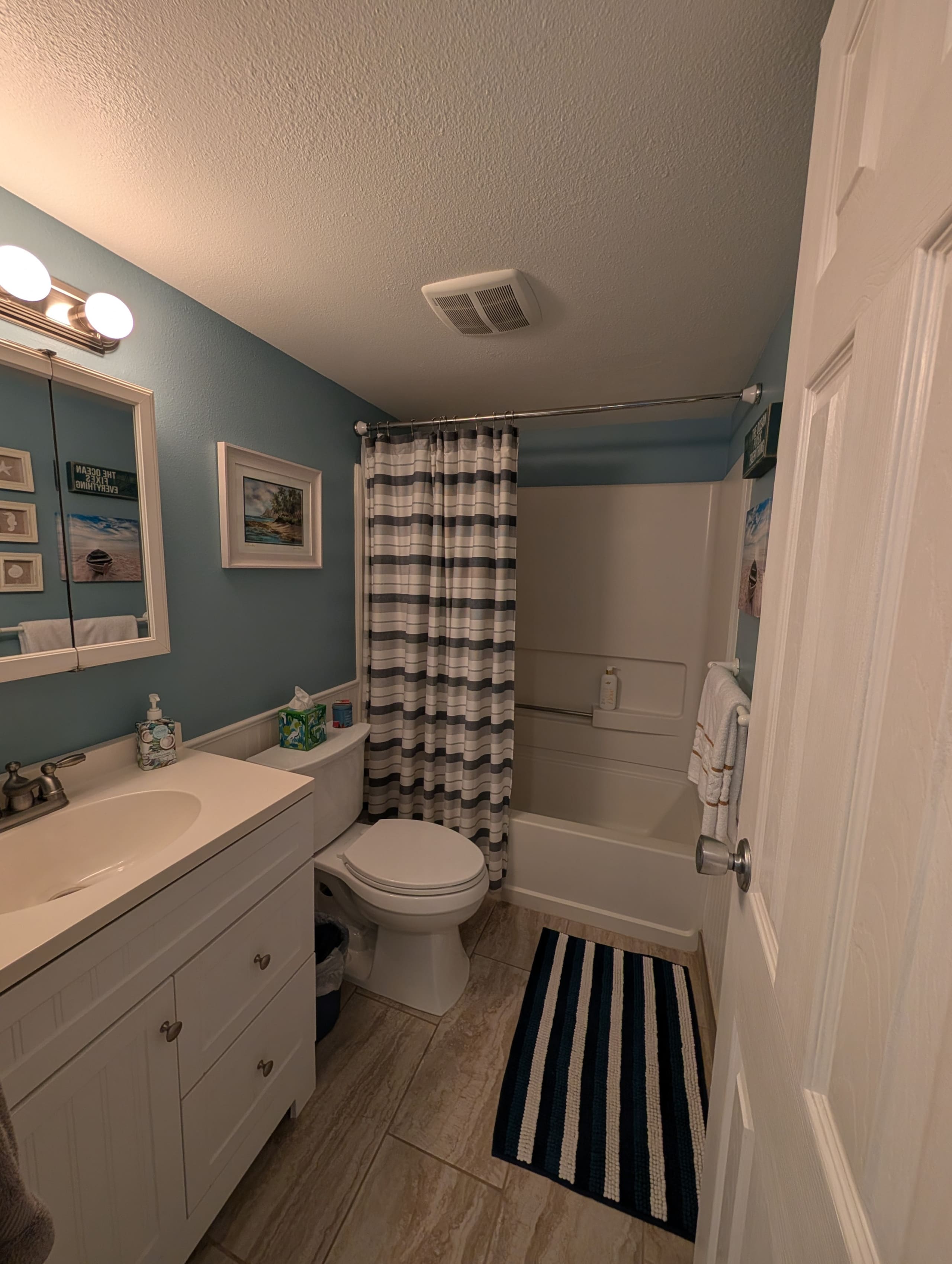 Condo in Kihei · ★4.89 · 3 bedrooms · 3 beds · 3 private baths - Image 35