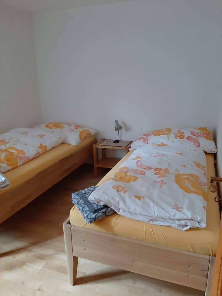 غرفة النوم 2