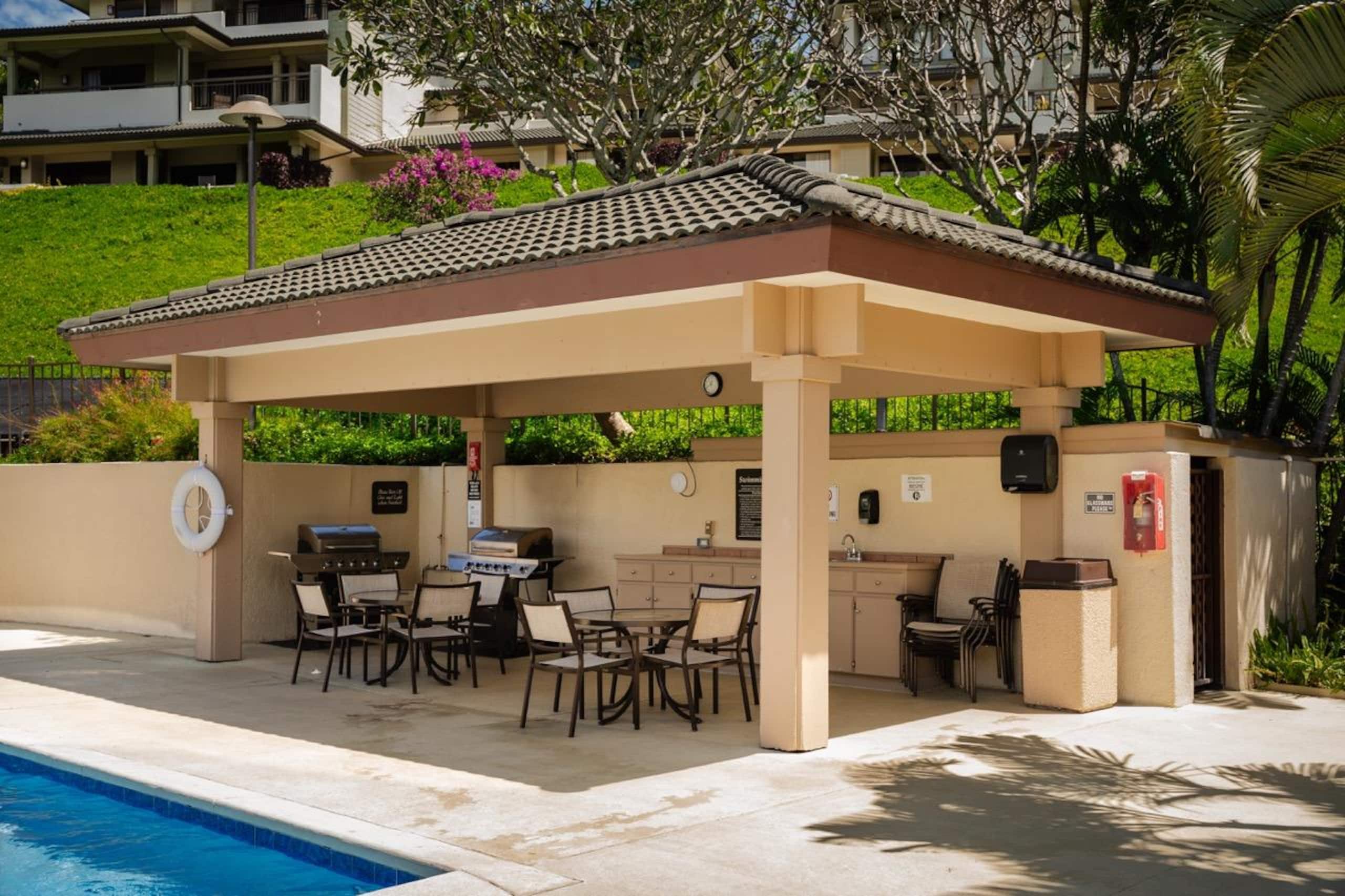 Condo in Lahaina · ★5.0 · 2 bedrooms · 3 beds · 2 baths - Image 74