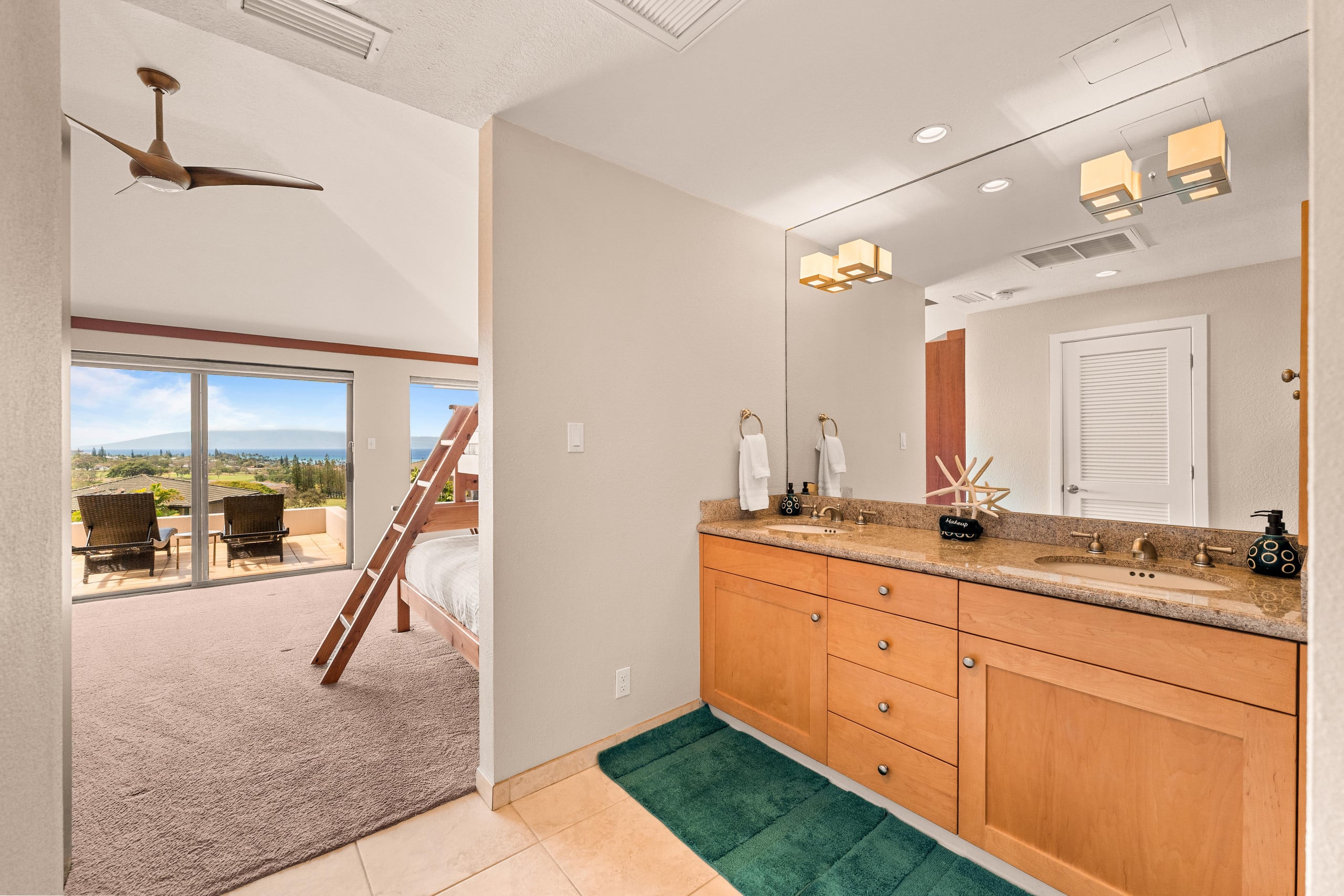 Condo in Lahaina · ★5.0 · 2 bedrooms · 3 beds · 2 baths - Image 49