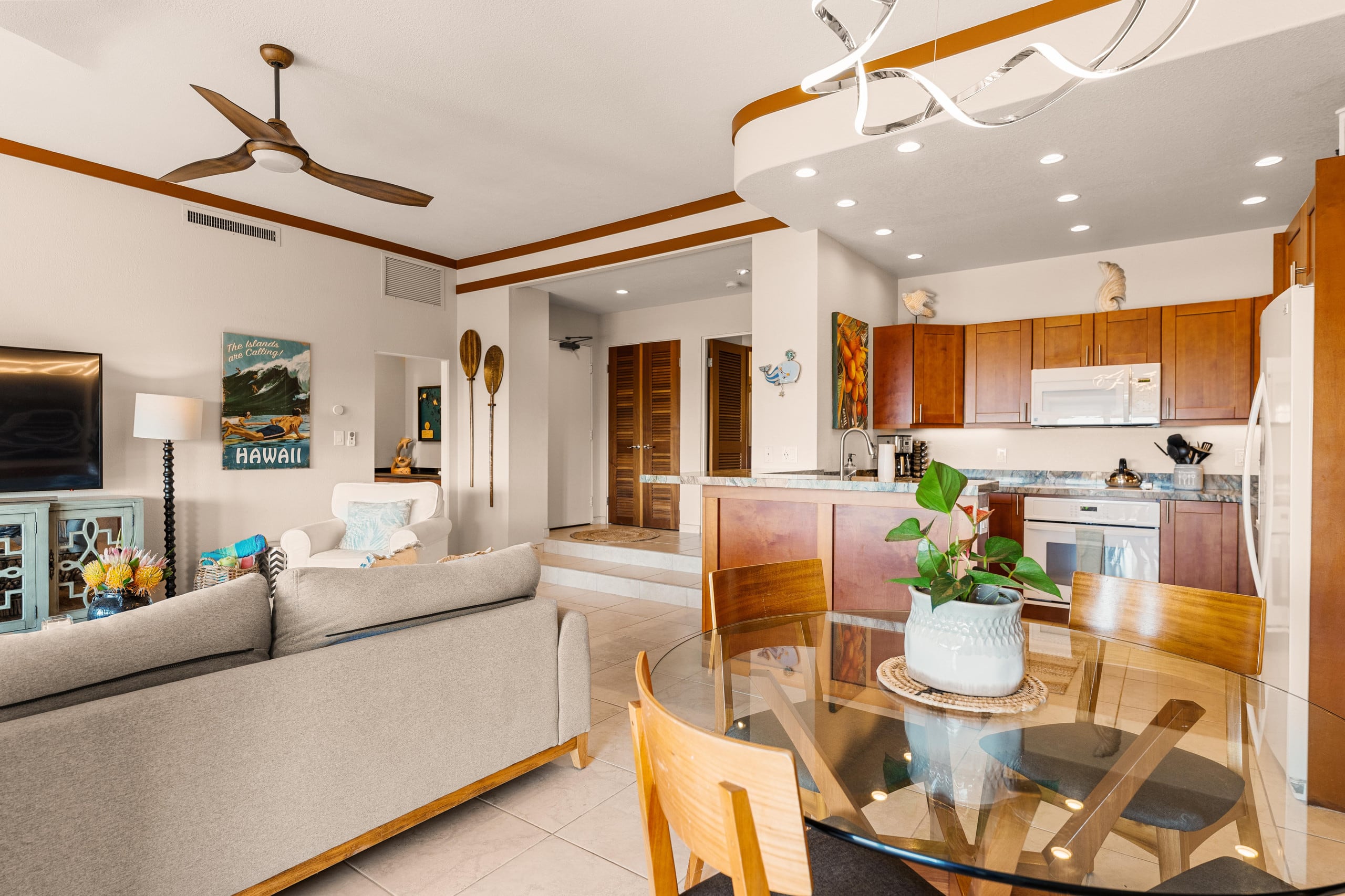 Condo in Lahaina · ★5.0 · 2 bedrooms · 3 beds · 2 baths - Image 13