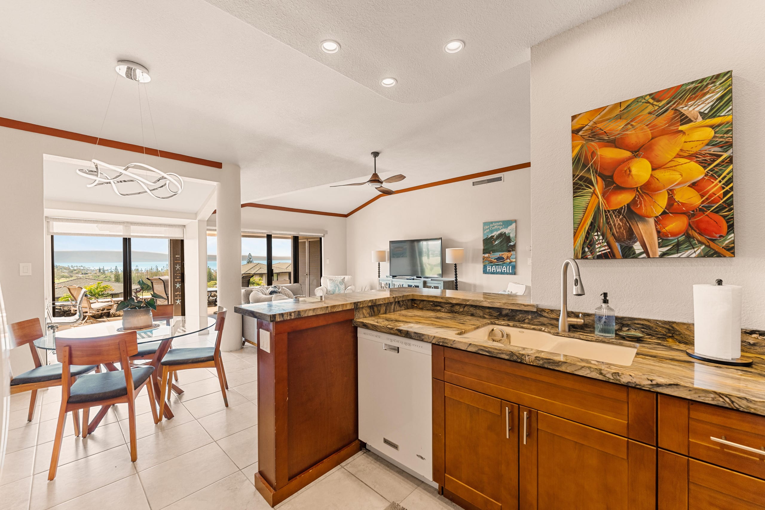 Condo in Lahaina · ★5.0 · 2 bedrooms · 3 beds · 2 baths - Image 23
