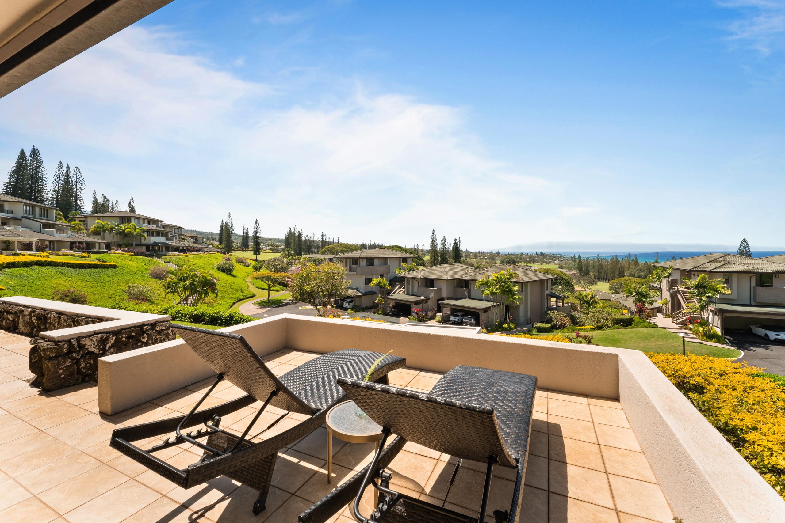Condo in Lahaina · ★5.0 · 2 bedrooms · 3 beds · 2 baths - Image 53