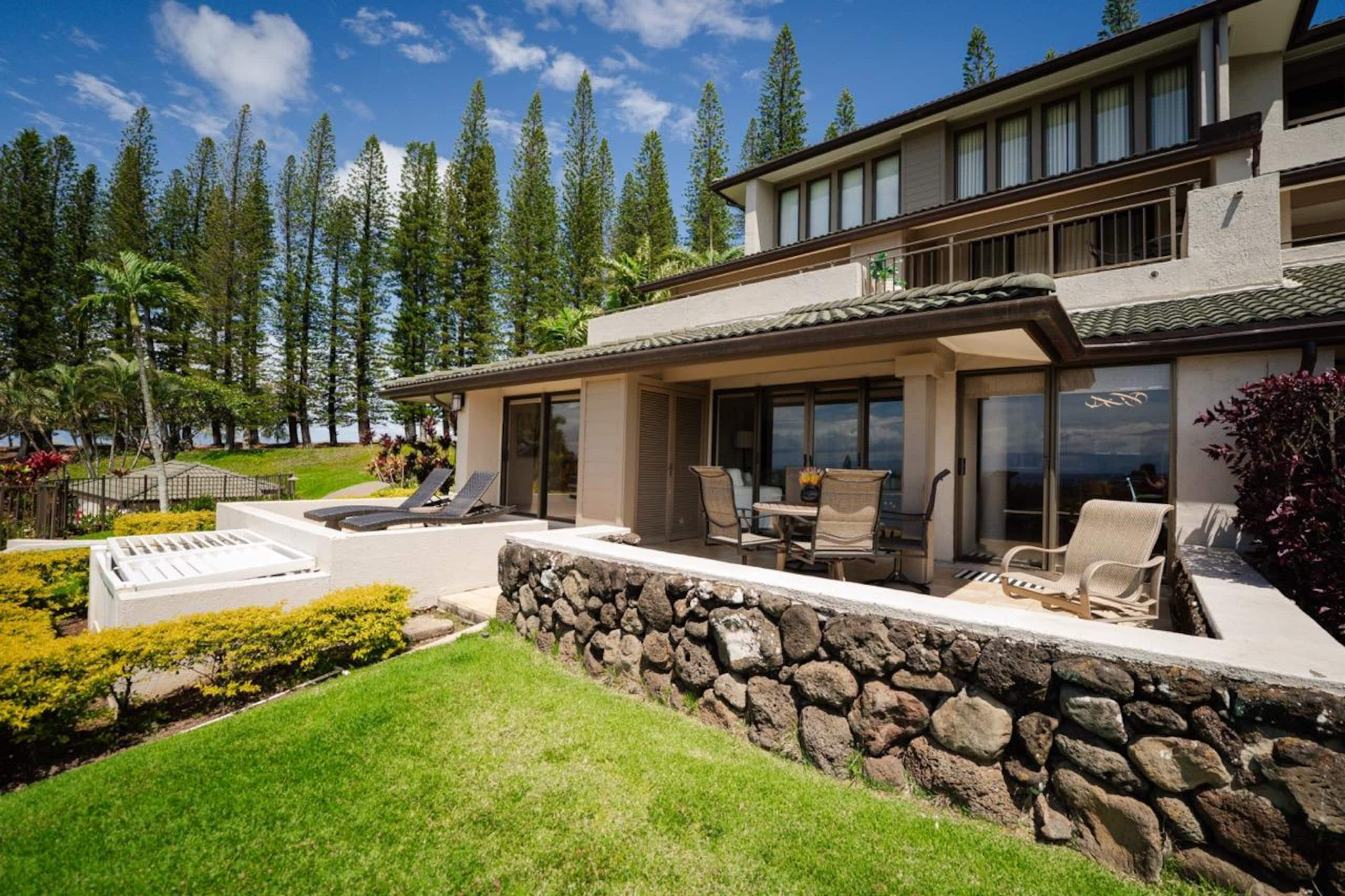 Condo in Lahaina · ★5.0 · 2 bedrooms · 3 beds · 2 baths - Image 98