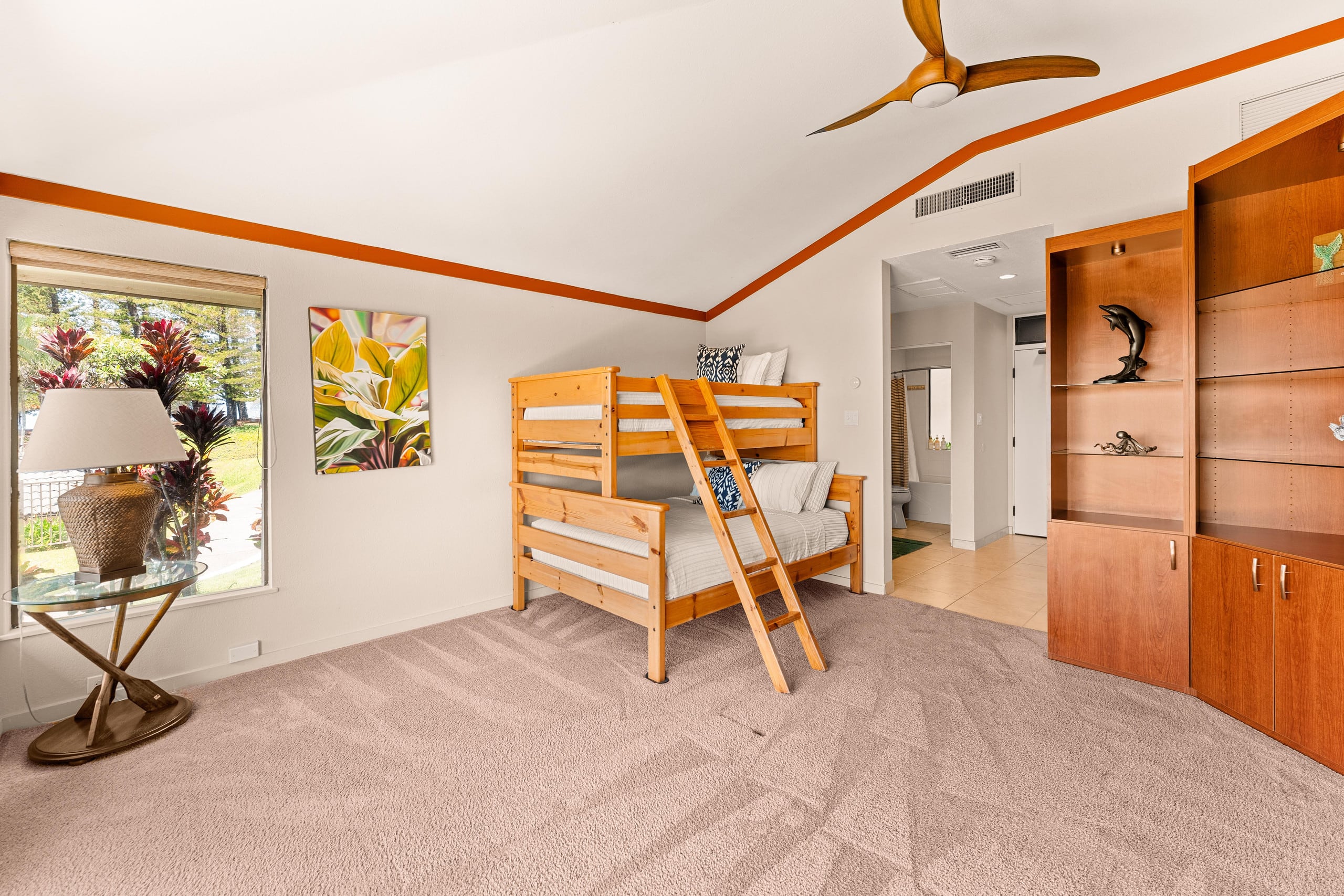 Condo in Lahaina · ★5.0 · 2 bedrooms · 3 beds · 2 baths - Image 43