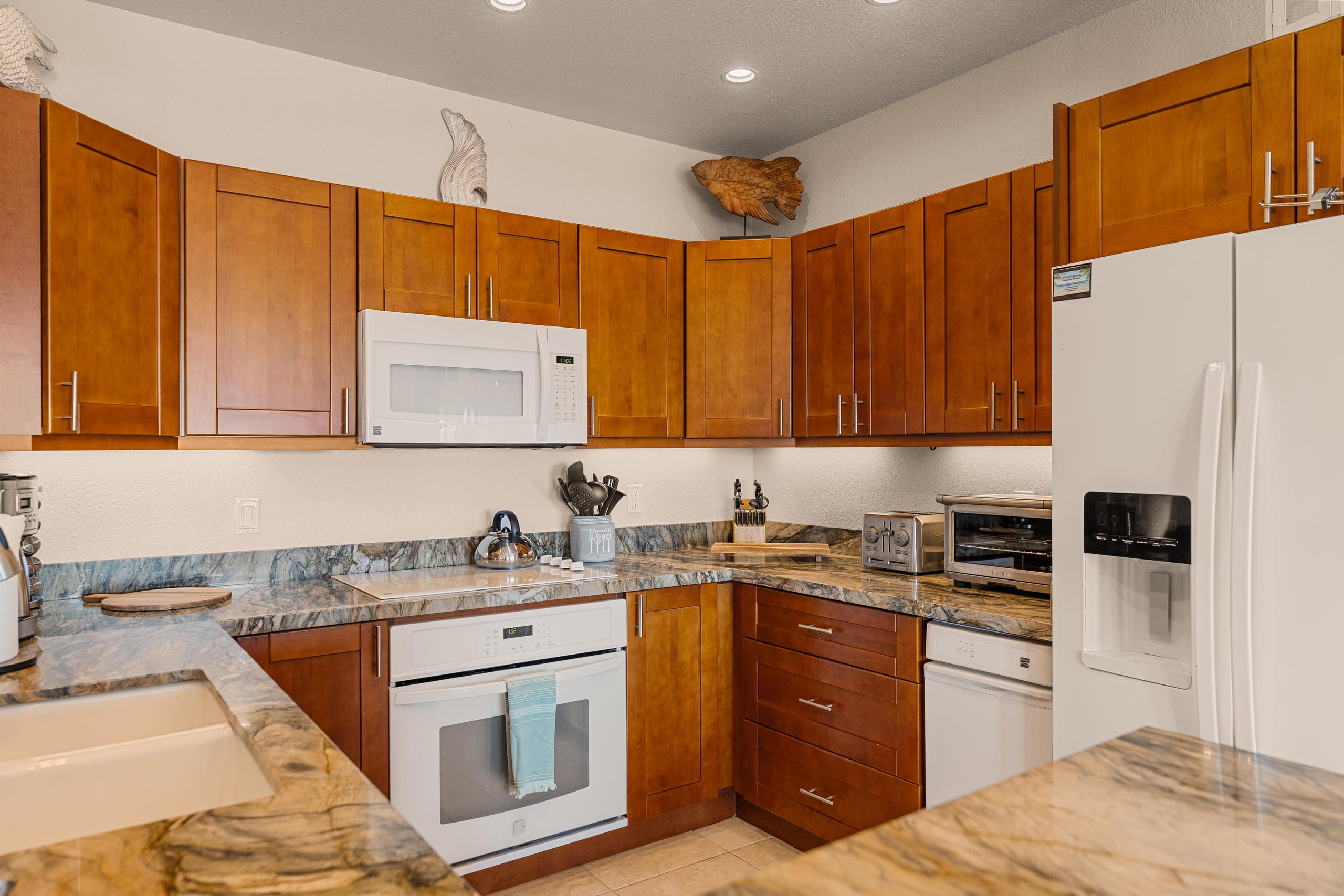 Condo in Lahaina · ★5.0 · 2 bedrooms · 3 beds · 2 baths - Image 24