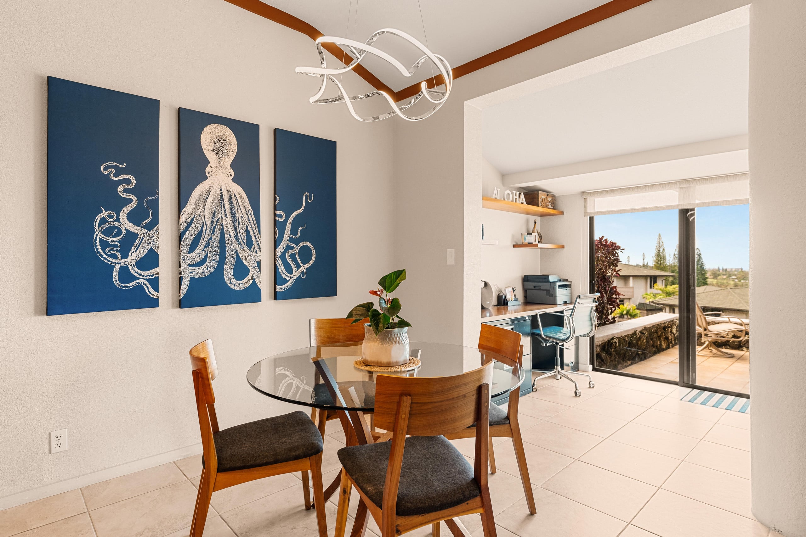 Condo in Lahaina · ★5.0 · 2 bedrooms · 3 beds · 2 baths - Image 20
