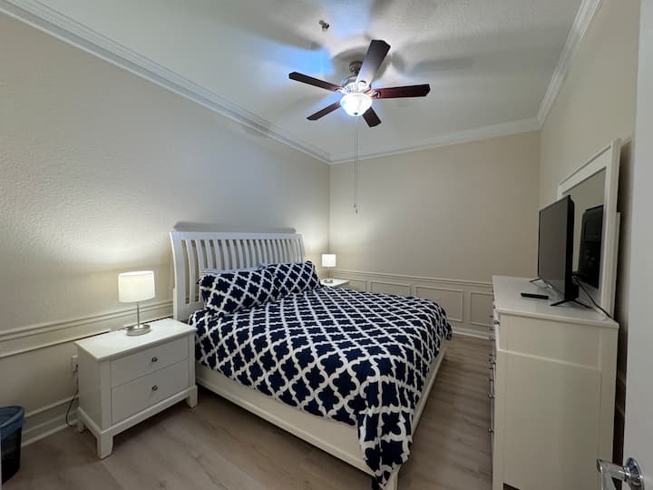 ห้องนอนขนาดคิงไซส์ 