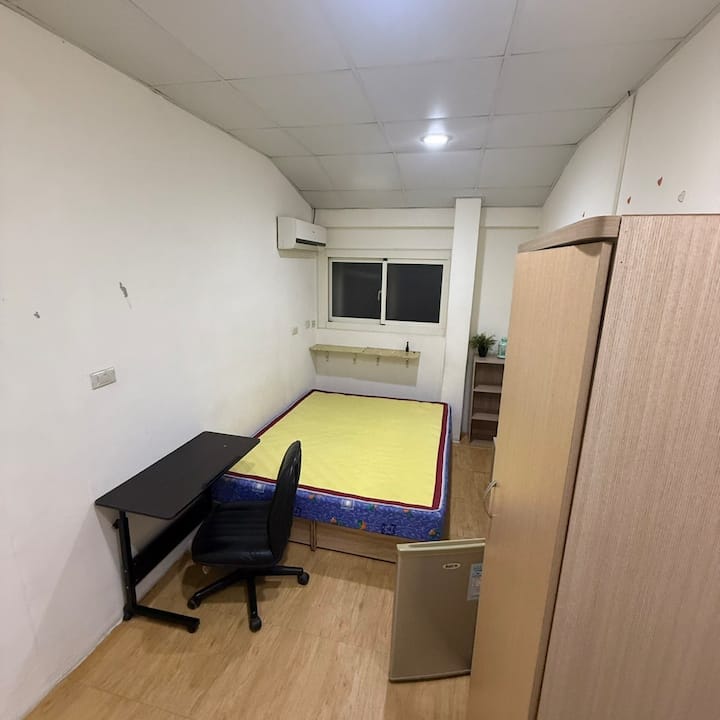 需爬六樓,小套房,逢甲大學/逢甲夜市,出差首選 - 大雅區