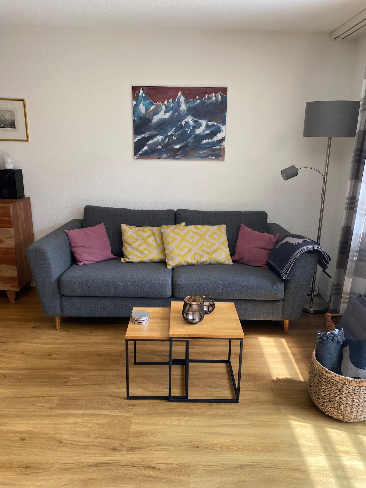 Successful Airbnb property: Cozy 120qm with Eigerview and free parking in Grindelwald