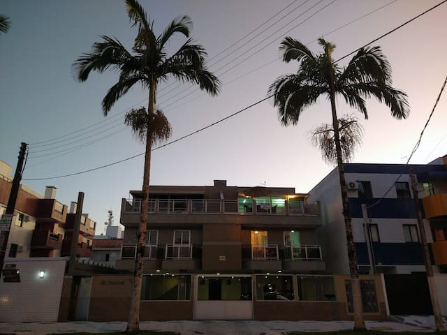 Entire home with 3 bedrooms in Matinhos - Cobertura em Caiobá, Matinhos-PR 2 quadras do mar