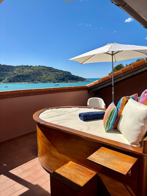 Top performing Airbnb: The Boat House Portovenere in Porto Venere