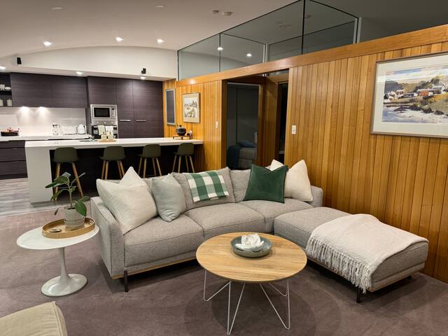 Lou’s Villa – location, style, comfort